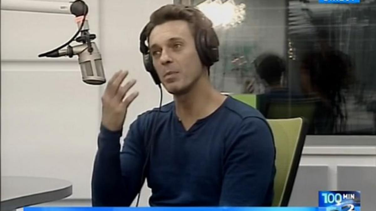 mircea badea tre sa fii un pic diliu cu toata dragostea sa faci miting la ora 9 30 pe ploaie