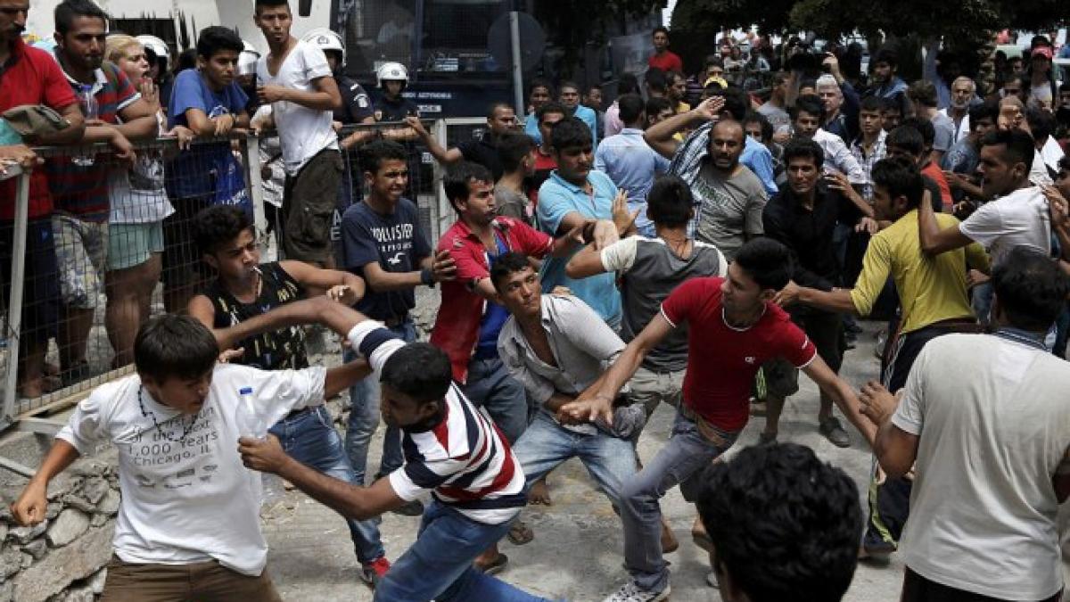 politia germana exasperata de violentele dintre refugiati se grupeaza pe etnii religii sau