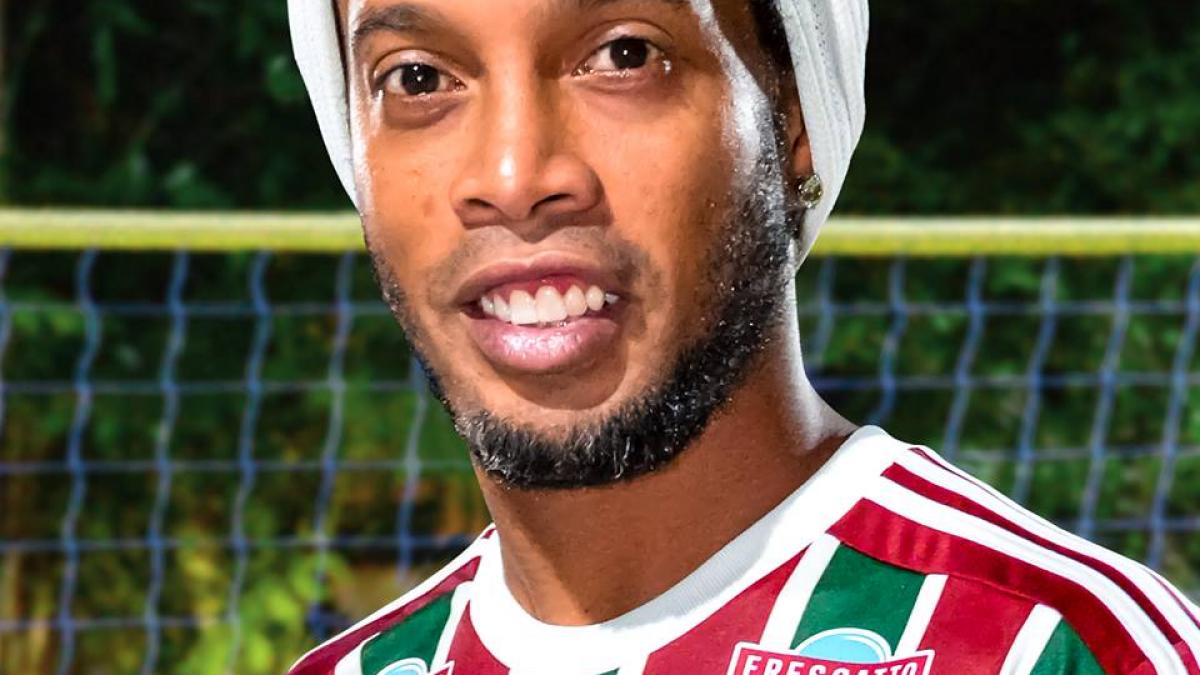 ronaldinho dat afara de la echipa