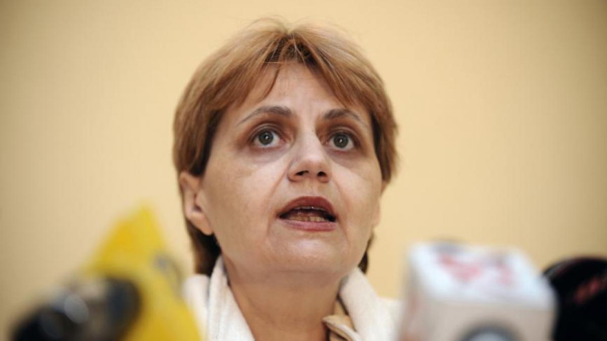 senatoarea cristiana anghel s a imbracat in culorile pnl la motiune