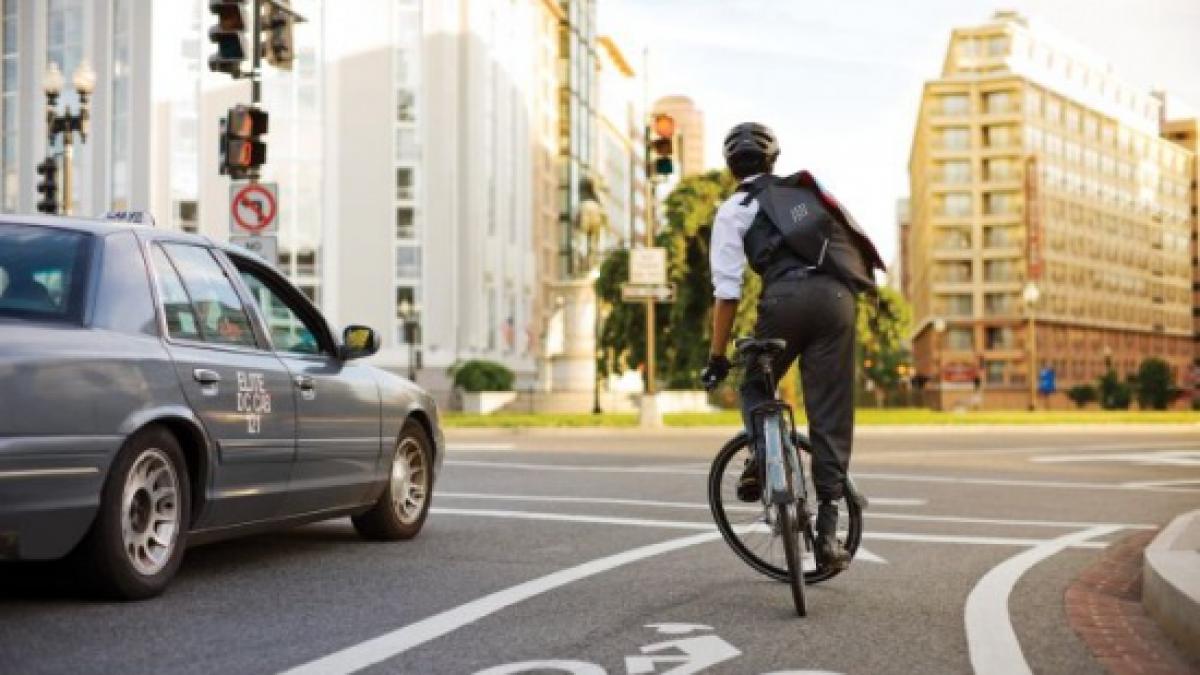 definitia biciclistului rau postata de un primar pe facebook