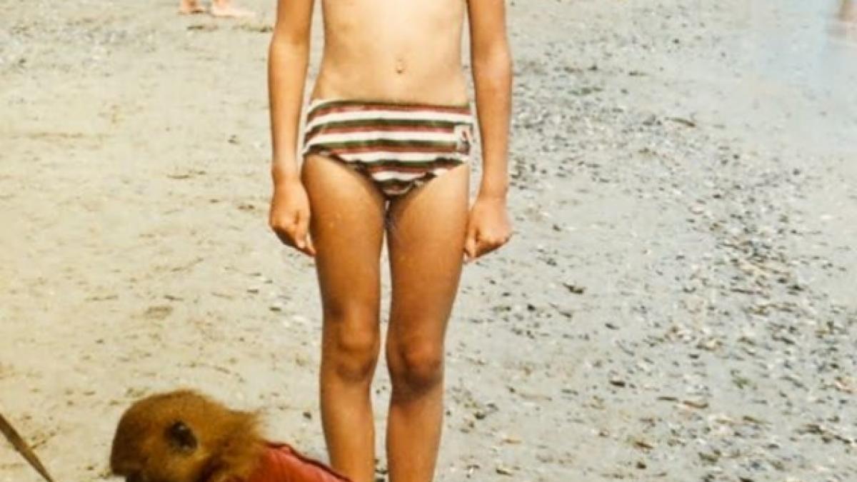 este una dintre cele mai frumoase prezentatoare tv din romania o recunosti