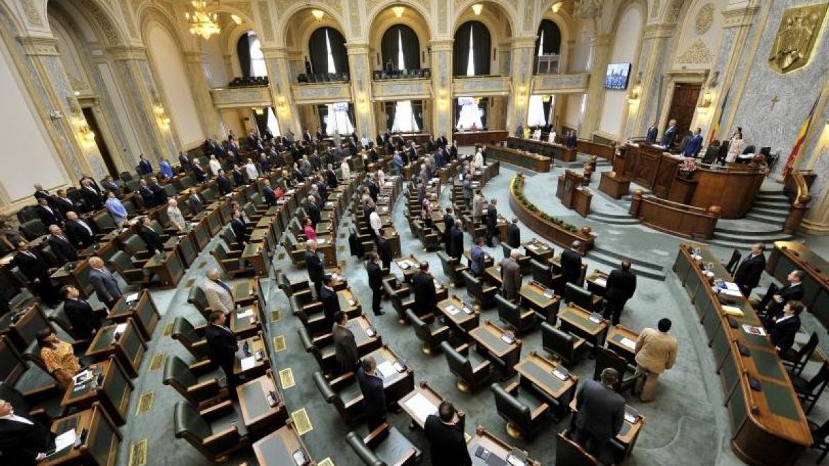 politicieni nascuti intre carpati