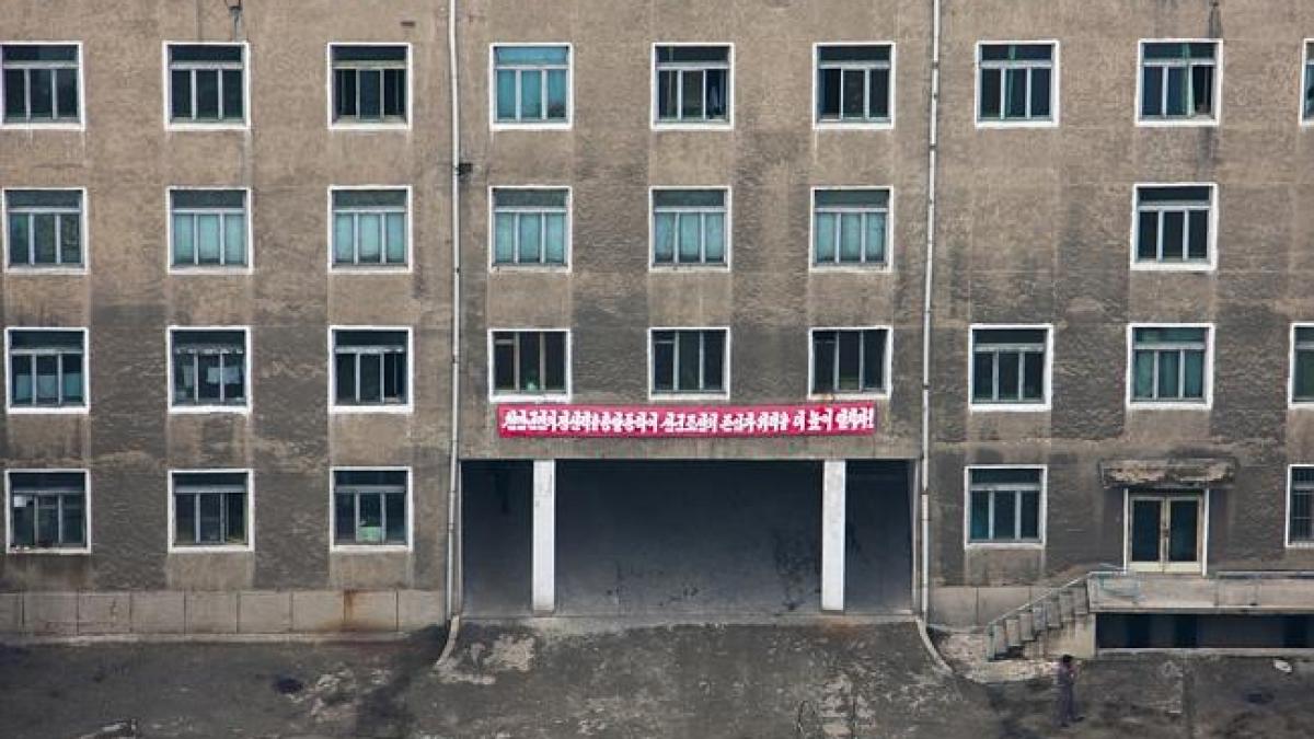 foto imaginile pentru care acest fotograf a fost interzis in coreea de nord