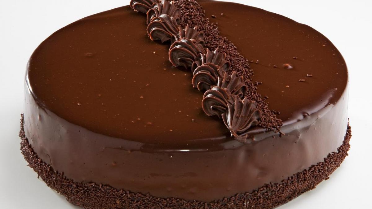 numai de bine tort aniversar cu buget de criza