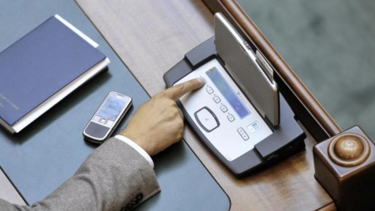 parlamentarii cu record la stat degeaba