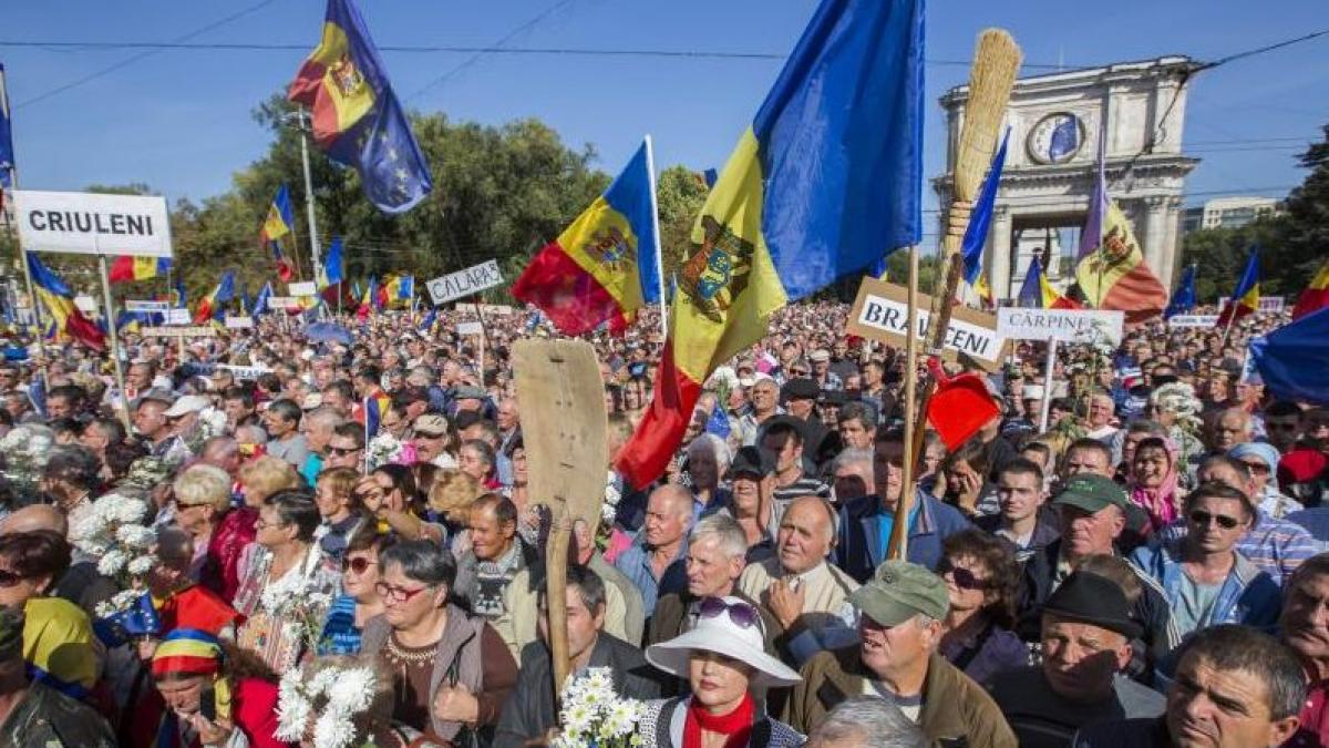 sinteza zilei oamenii lui vladimir putin cuceresc moldova