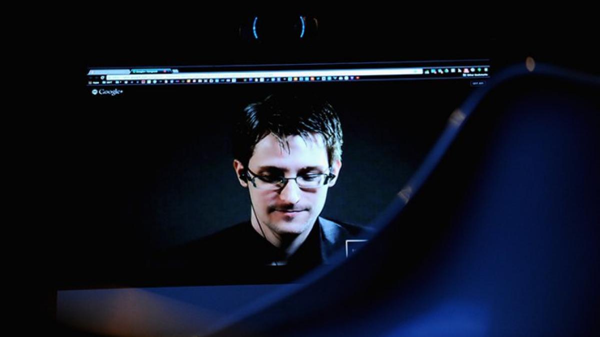 edward snowden dispus sa faca inchisoare in sua guvernul american ii promite ca nu va fi torturat
