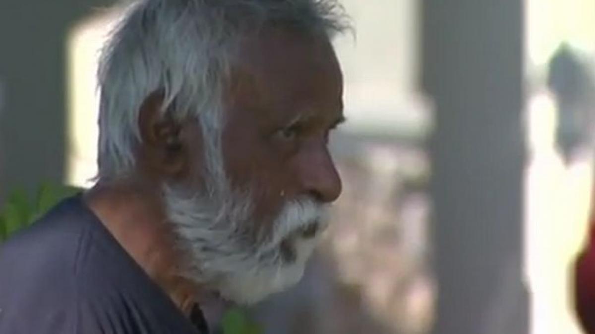 gonit din vila de un milion de dolari doarme in aer liber sotia este de neinduplecat nu le da voie