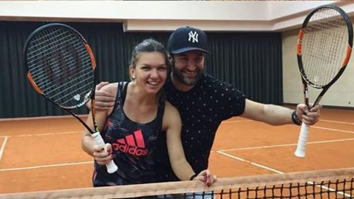 simona halep schimb de mingi senzational cu smiley imagini de pe teren