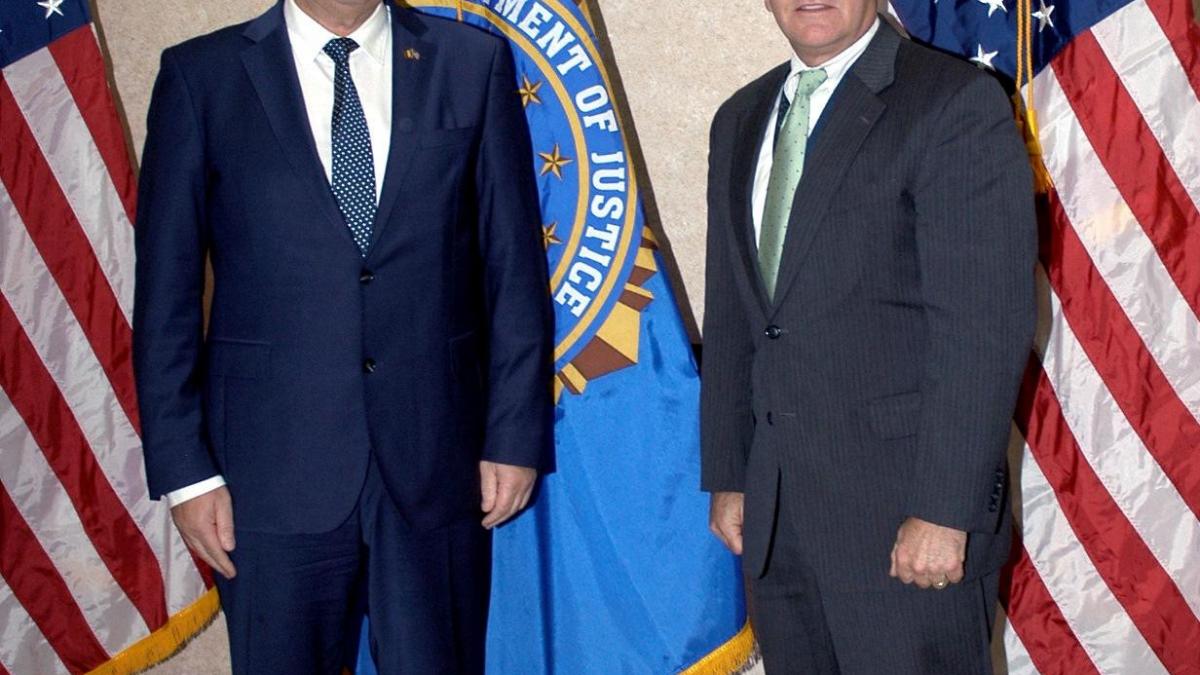 viceprim ministrul gabriel oprea s a intalnit cu directorul adjunct al fbi mark giuliano