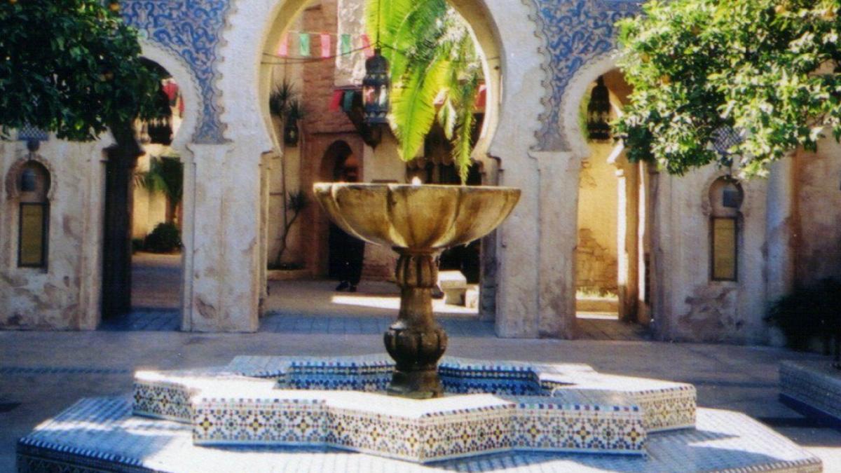 marrakech orasul rosu al marocului