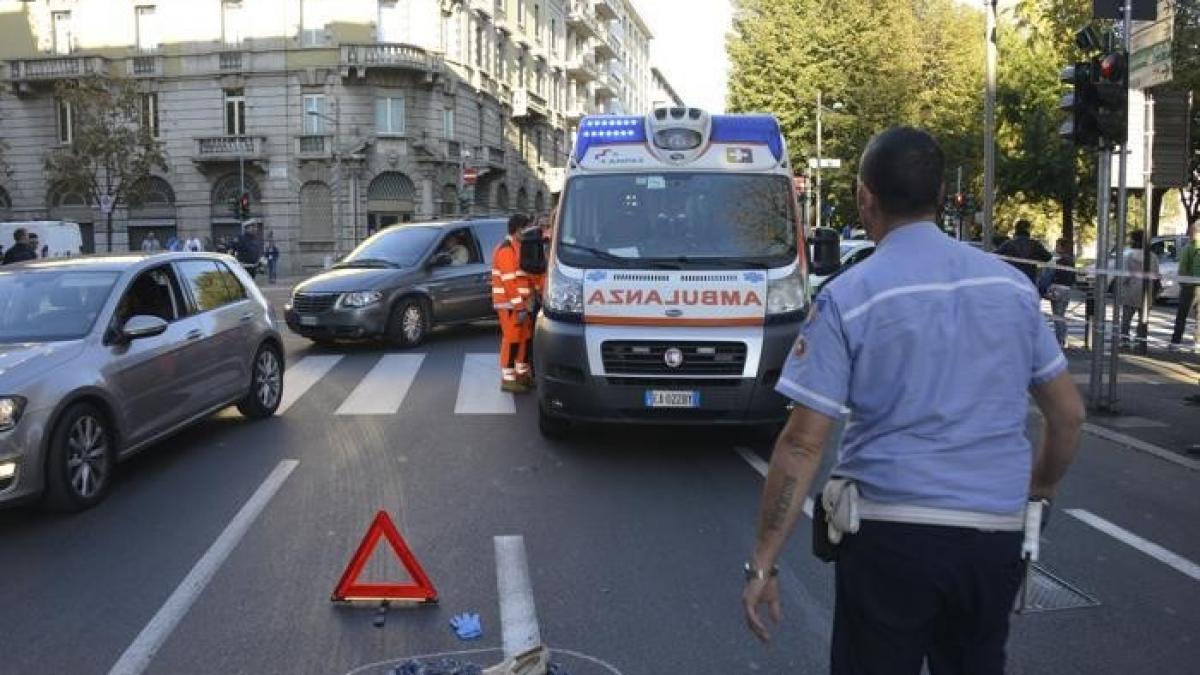 o romanca scandalizeaza italia cum s a filmat inainte de a ucide un batran pe trecerea de pietoni