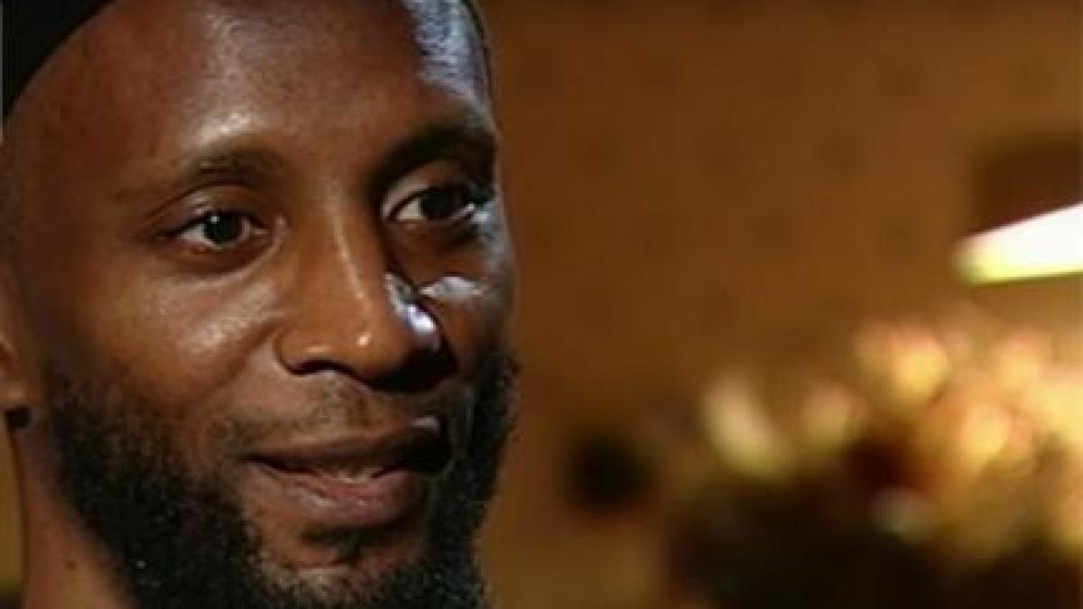 un fost detinut de la guantanamo bay care a primit 1milion de lire despagubiri s a alaturat