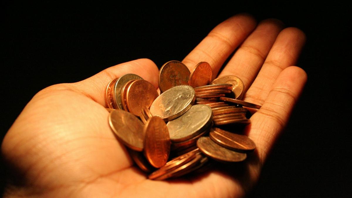 artistii luati in colimator de fisc