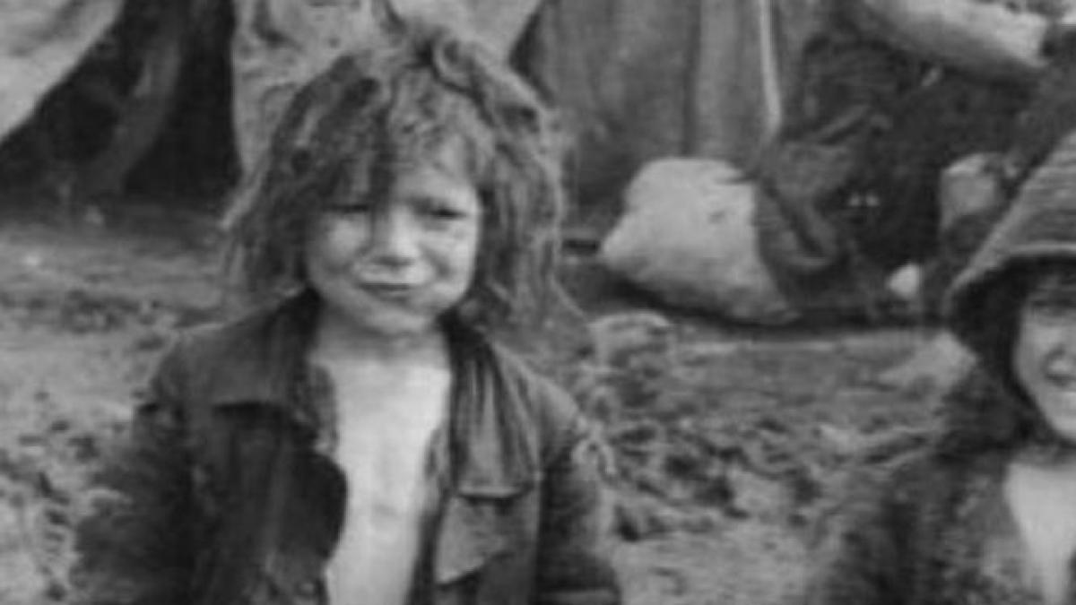 romanii au stat in fata trupurilor noastre sa ne apere povestea evreului care a trait holocaustul