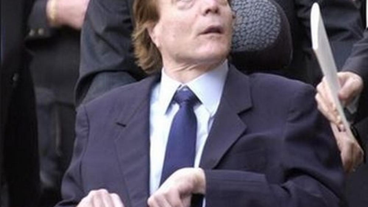 sfarsit in chinuri pentru un miliardar