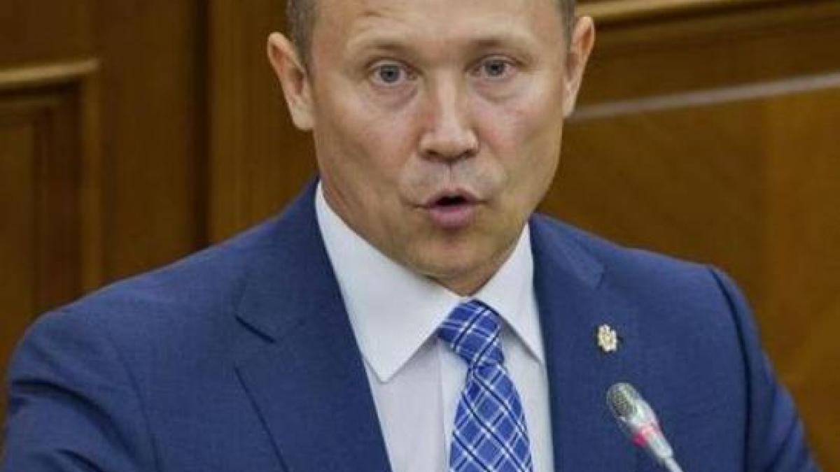 premierul valeriu strelet cere demisia sefului centrului national anticoruptie