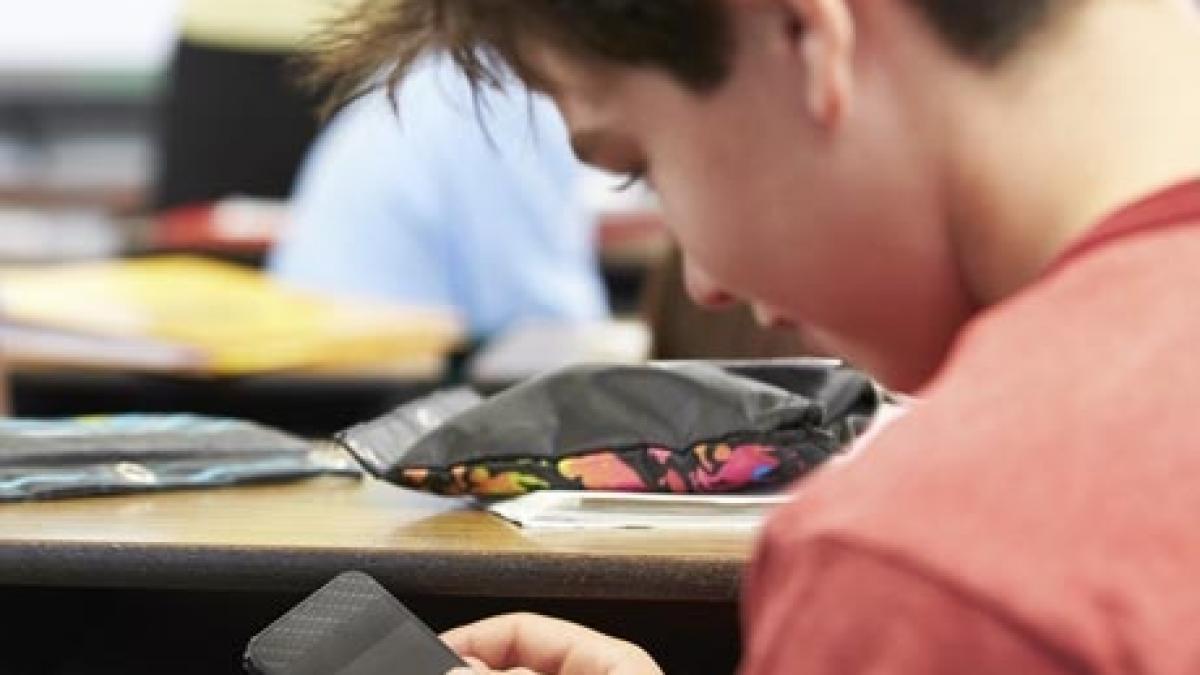 radiografii socante dependenta smartphone