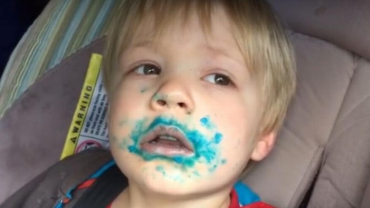 baietel imagini amuzante prajitura tatic