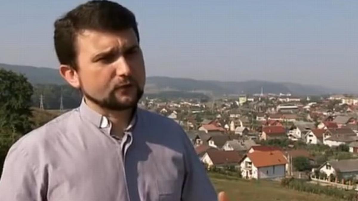 preot roman laudat presa franceza