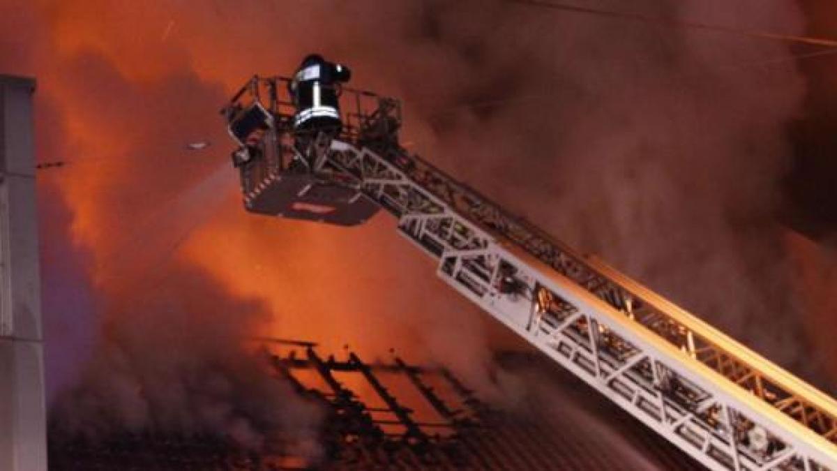 tragedie in germania romani morti intr un incendiu puternic