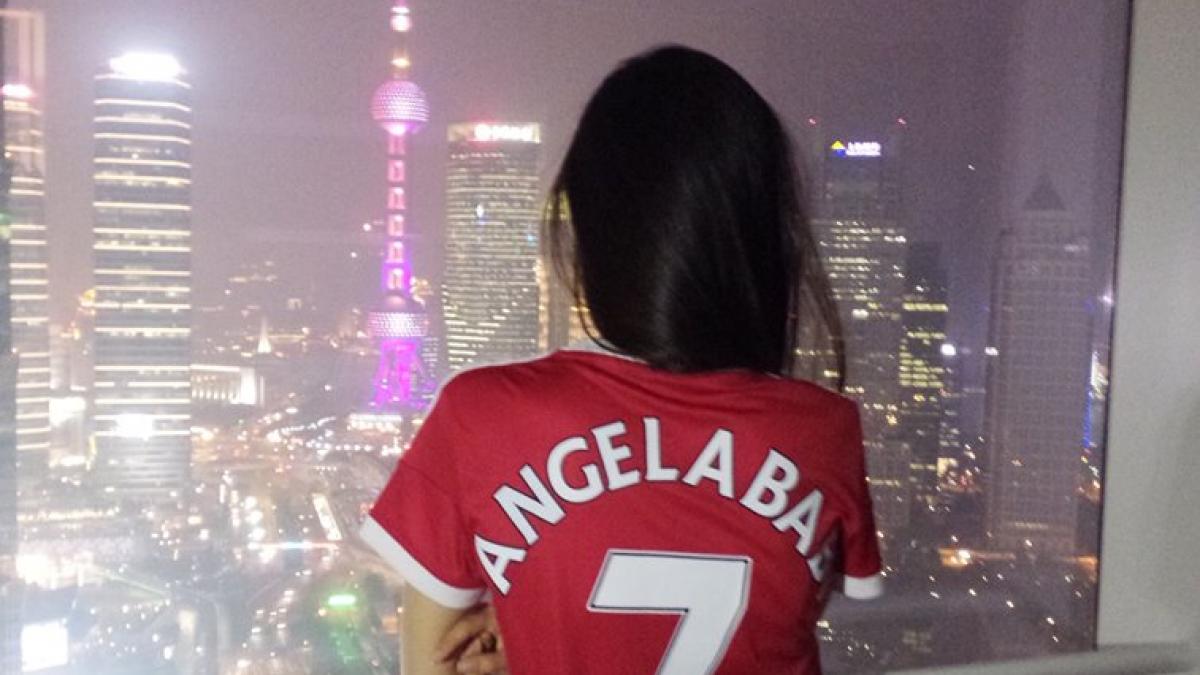 este atat de frumoasa incat nimeni nu o crede ca nu are operatii estetice cum arata actrita din