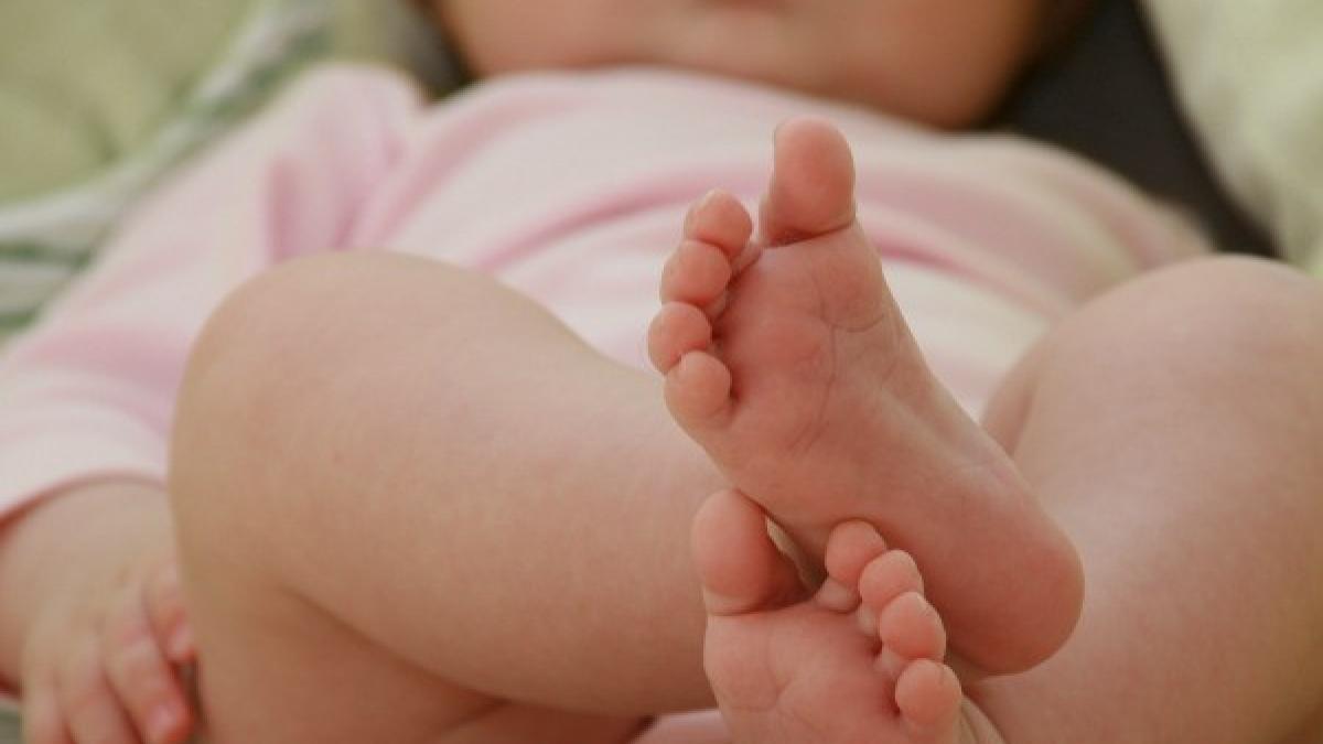 femeia care a nascut in avion aventura momente groaznice