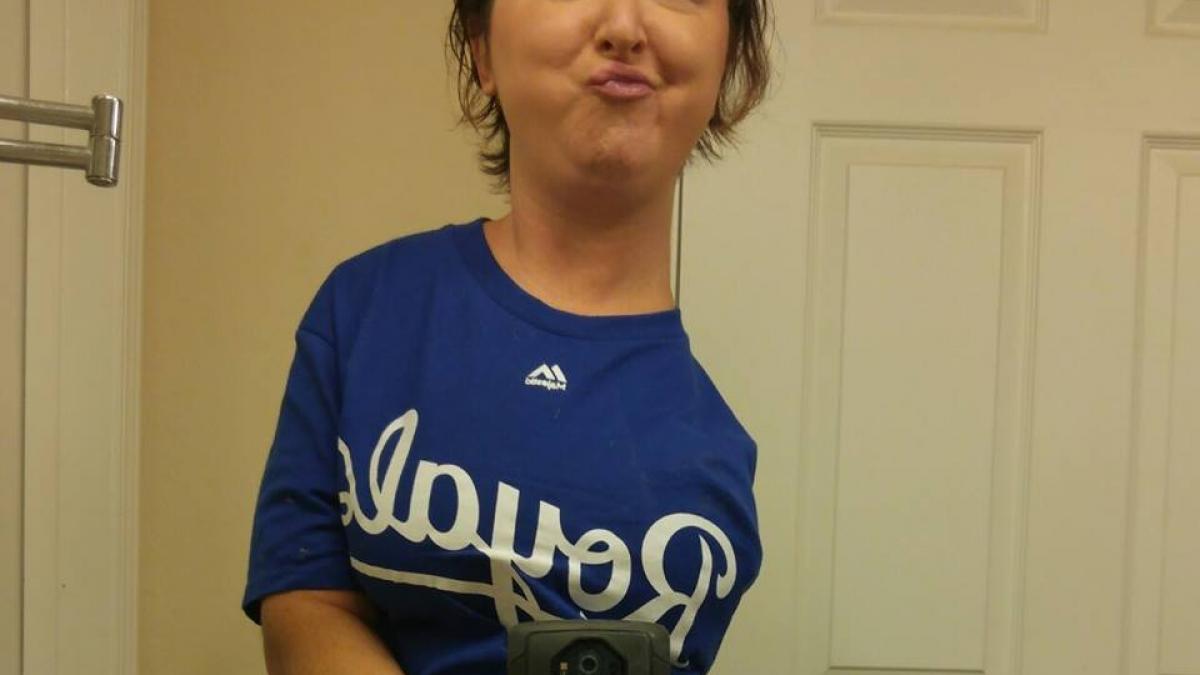 femeia care se transforma piatra sunt statuie umana