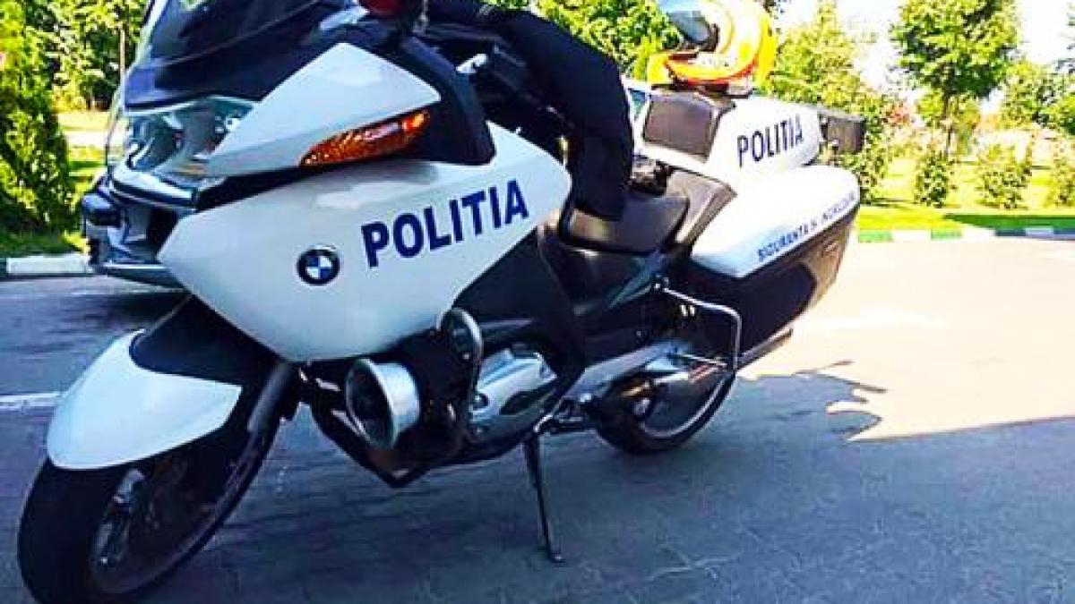un motociclist de la politia rutiera era folosit in misiuni desi nu avea permis
