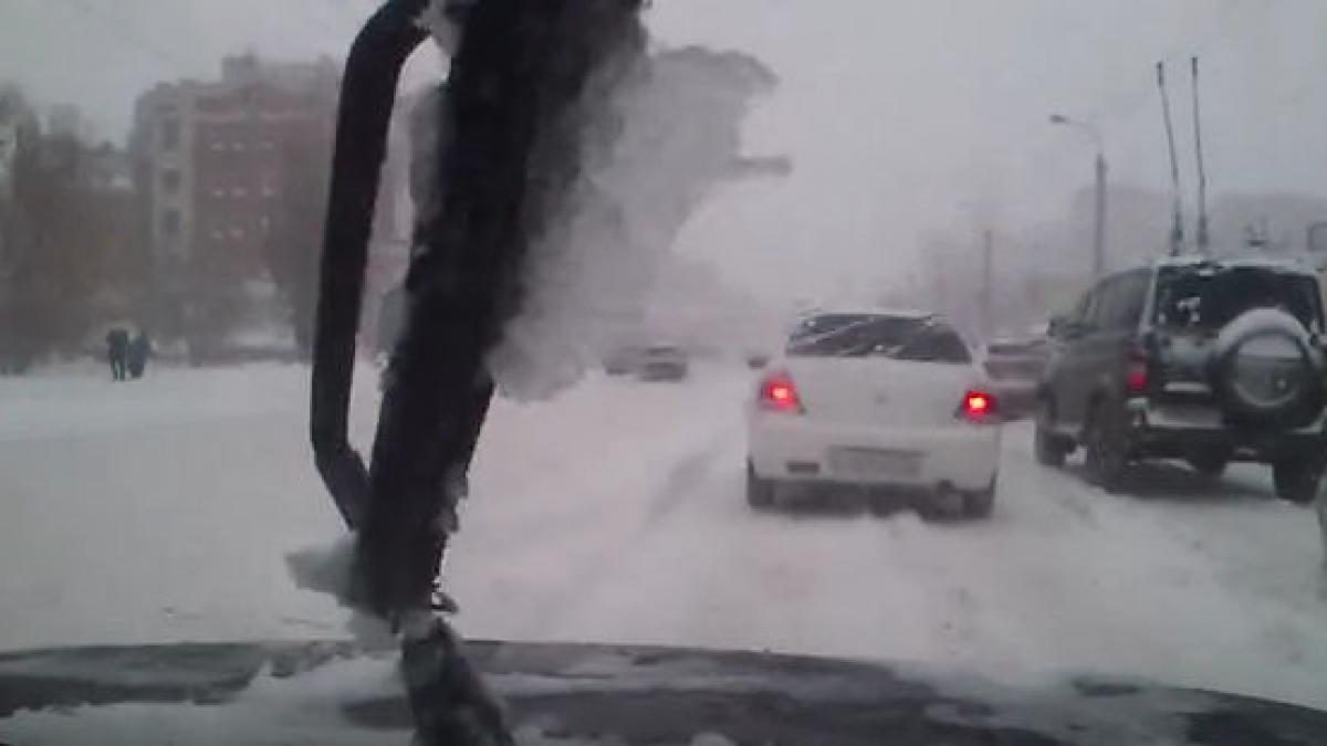 iarna a inceput in forta la final de octombrie viscol teribil si ninsori record