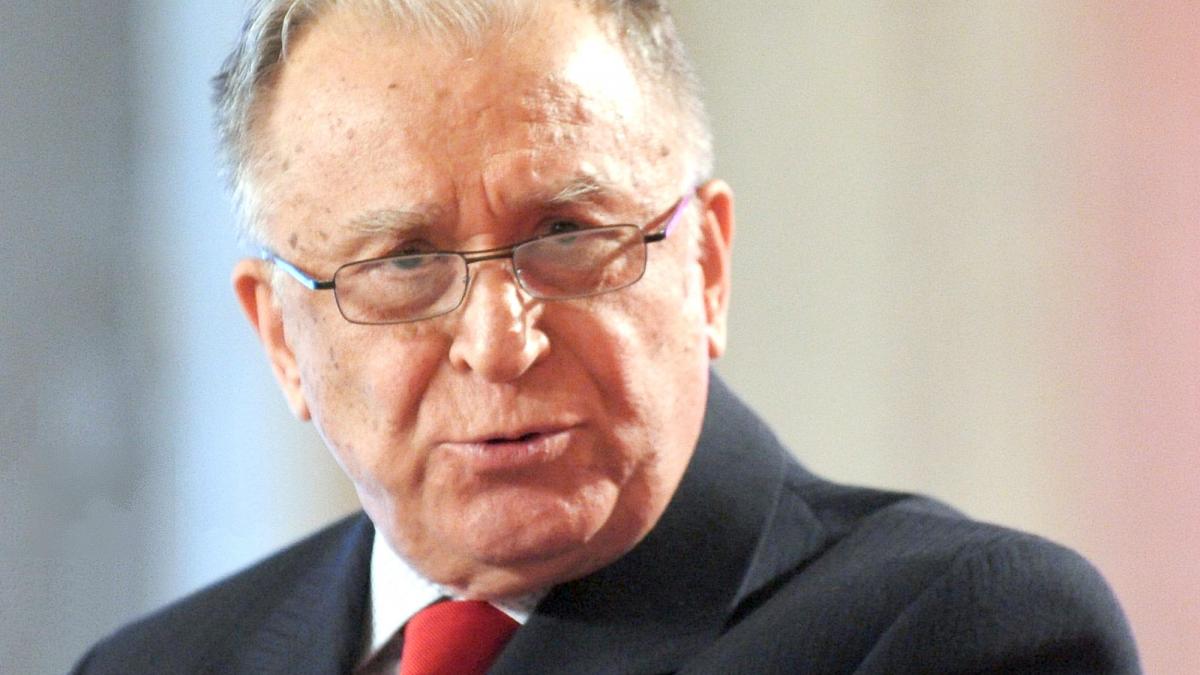 exclusiv versiunea lui ion iliescu despre mineriada din iunie 1990