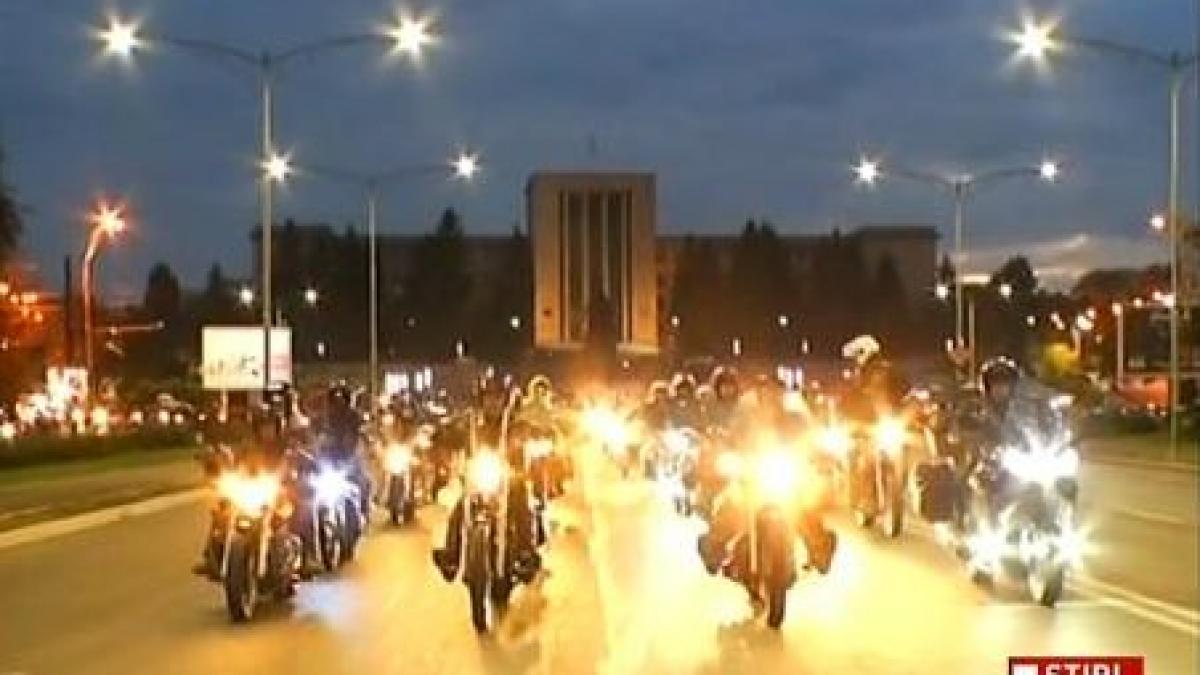 politist omagiu motociclisti solidaritate gigina