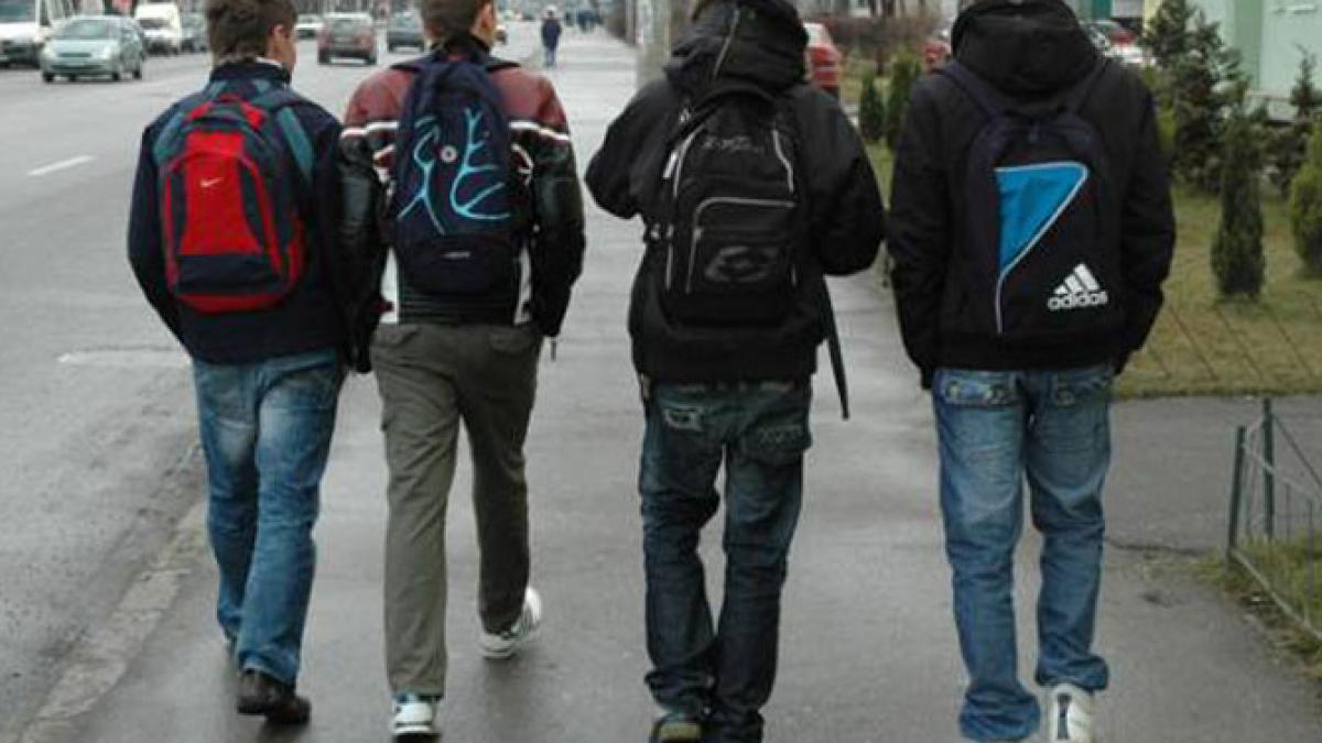 timisoara elev dus la urgenta de profesori dupa ce s a drogat