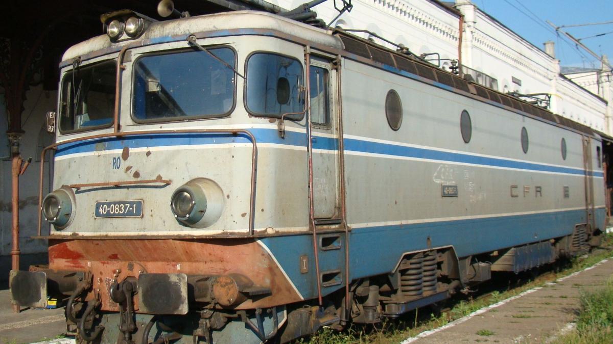 conducerea cfr isi ameninta salariatii ca sa nu le plateasca banii cuveniti