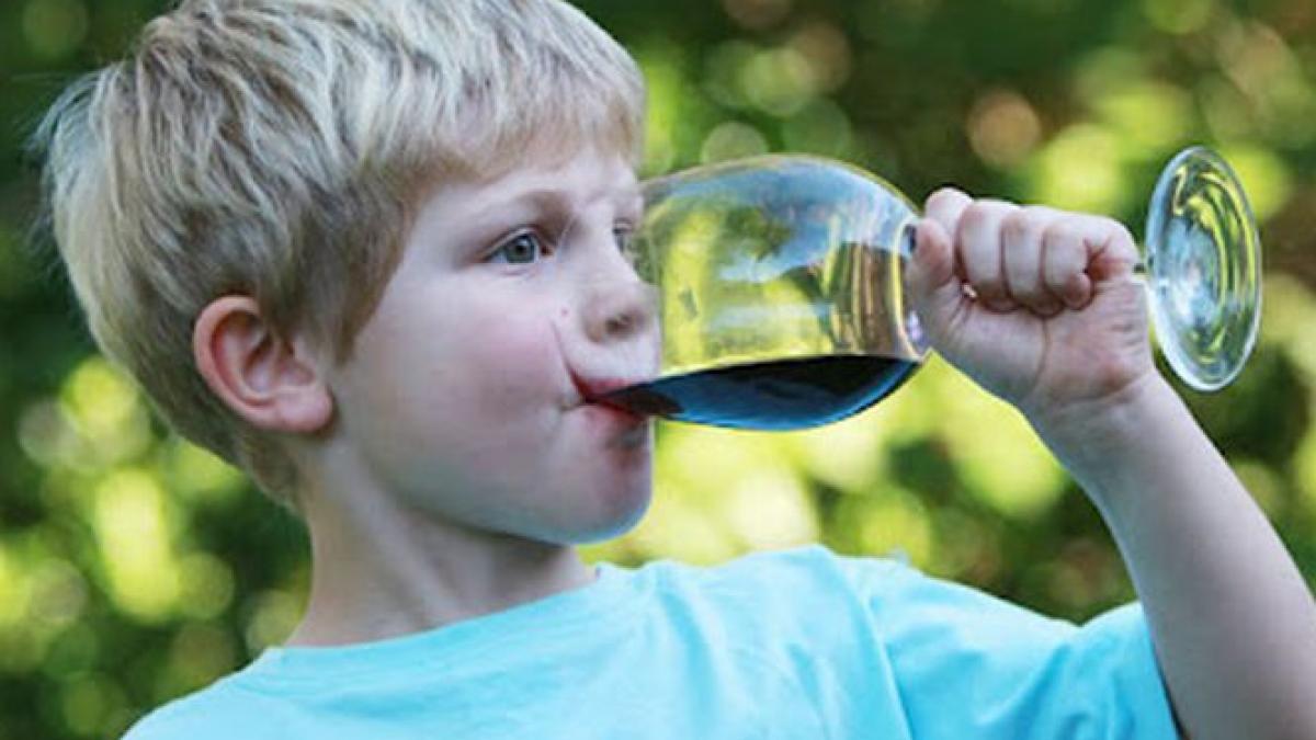 copil coma alcoolica spital