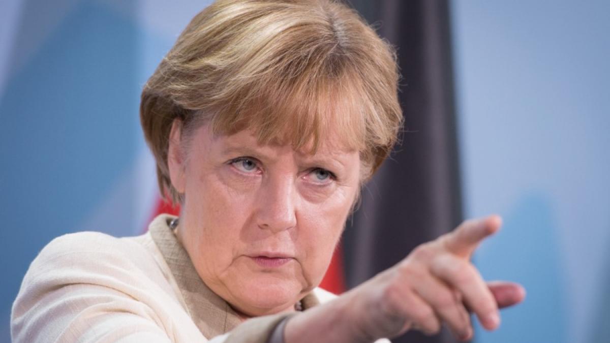 plangeri inalta tradare angela merkel