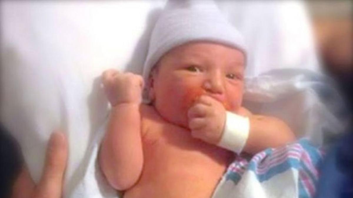 bebelus mort circumcizie