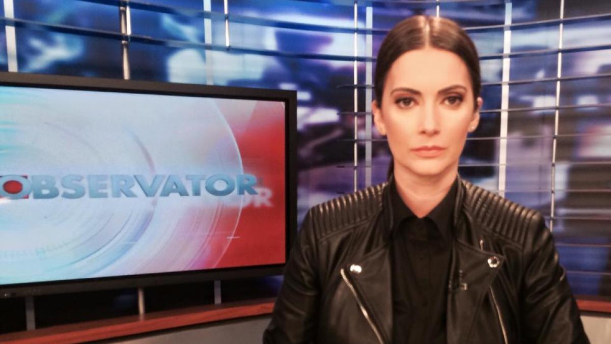 cum a aparut imbracata andreea berecleanu in aceasta seara la stiri in memoria victimelor din