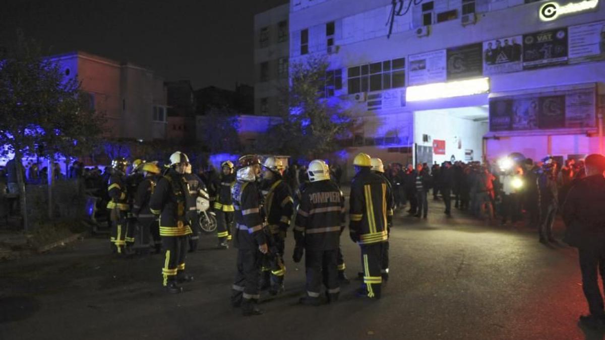 specialistii investigheaza incendiul club colectiv