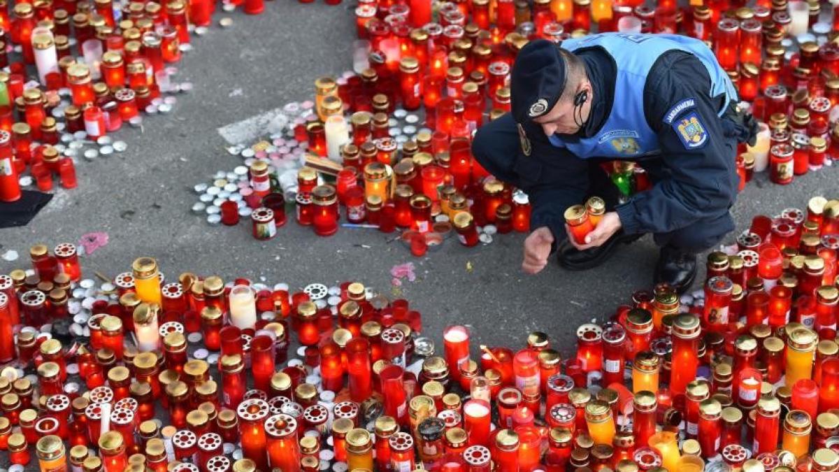 simona halep alaturi de victimele tragediei din club ma voi duce cu o lumanare voi dona sange