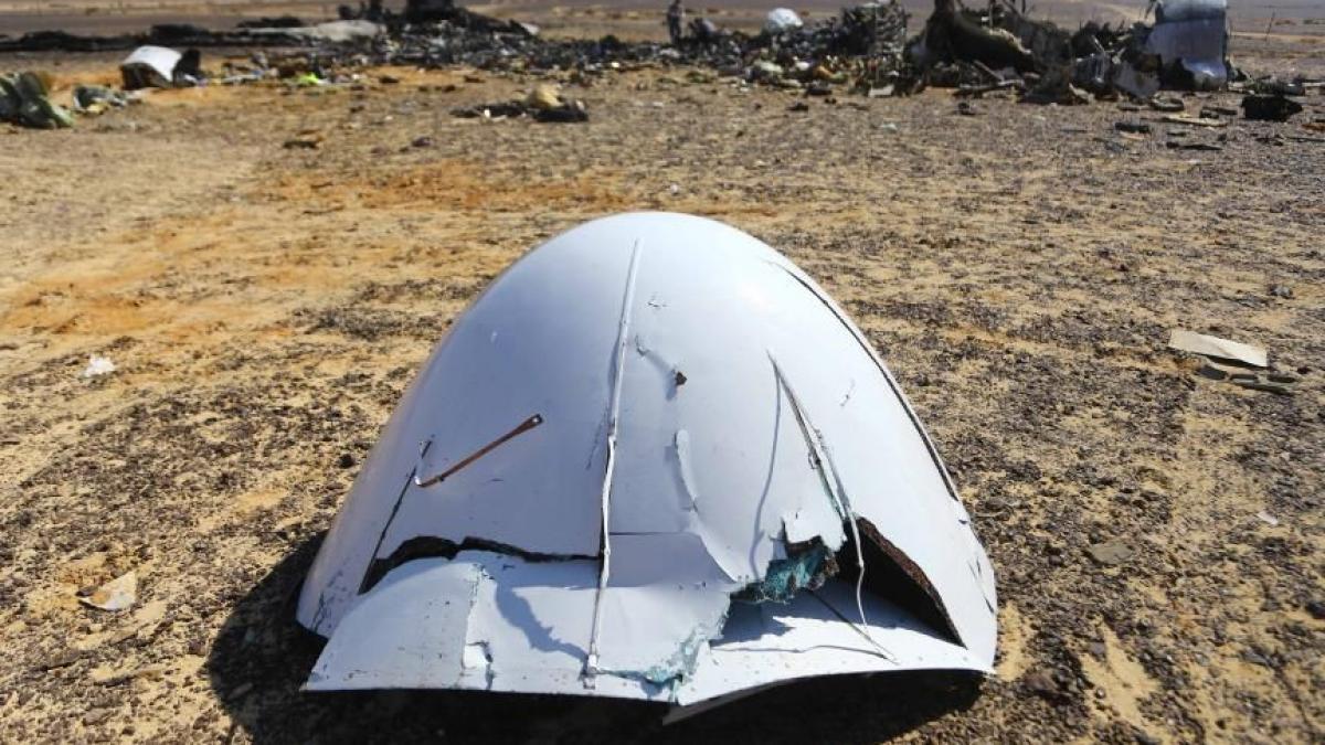 catastrofa aviatica in egipt avionul prabusit nu a fost lovit din exterior