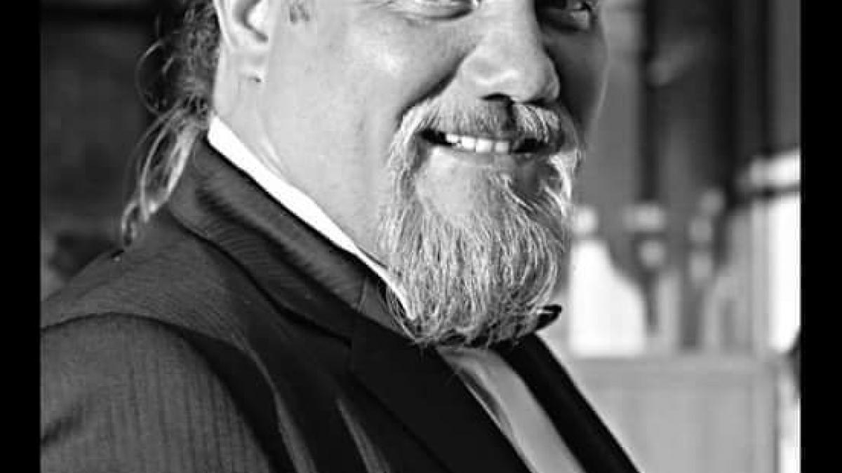 mihnea blidariu luna amara dupa tragedia din colectiv iti multumesc pentru tot frate