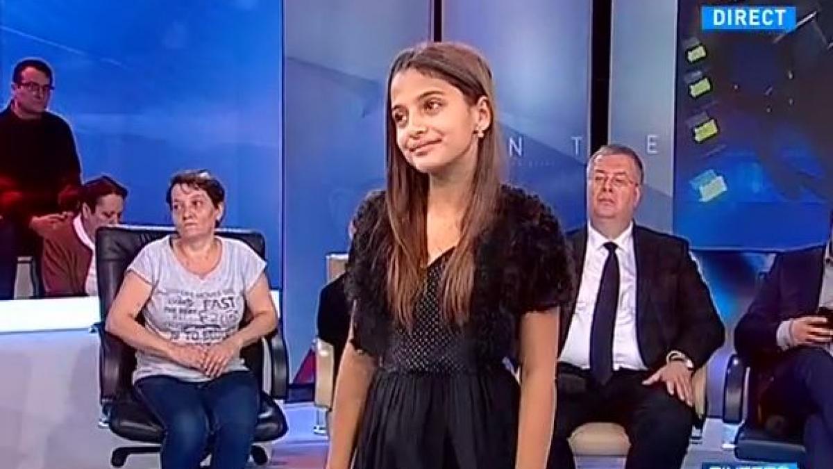 fetita care a sunat la teledonul romani impreuna pentru a si dona alocatia