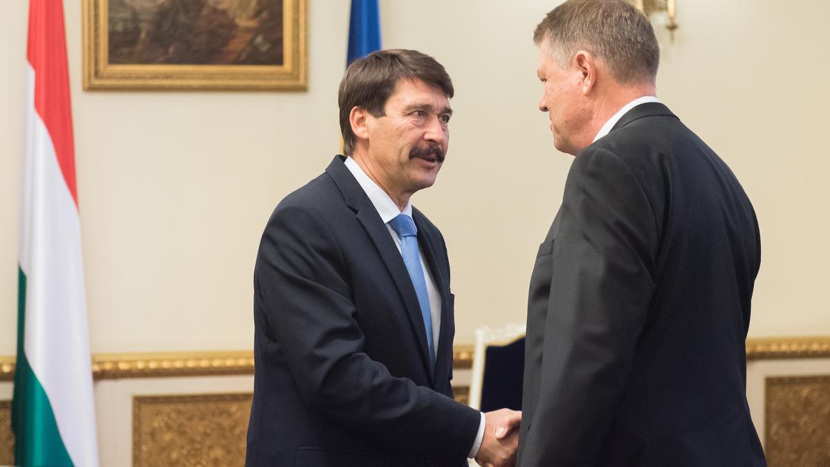 klaus iohannis va face o vizita in ungaria