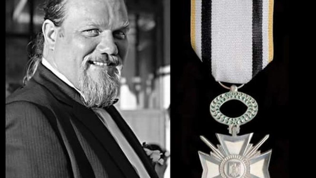 adrian rugina mesaj club colectiv