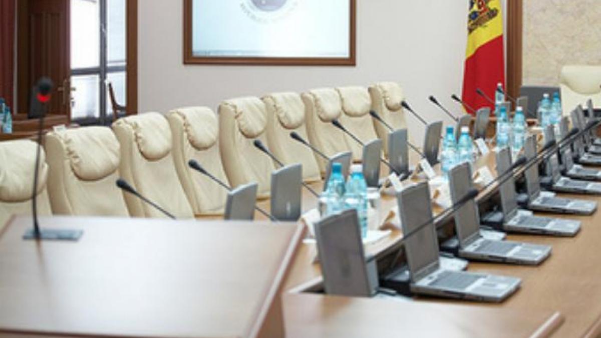 explicatiile unui lider liberal de ce ar trebui sa existe un numar egal de femei si barbati in