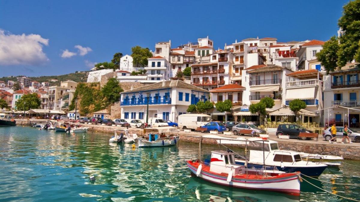 skiathos o insula pitoreasca de neuitat