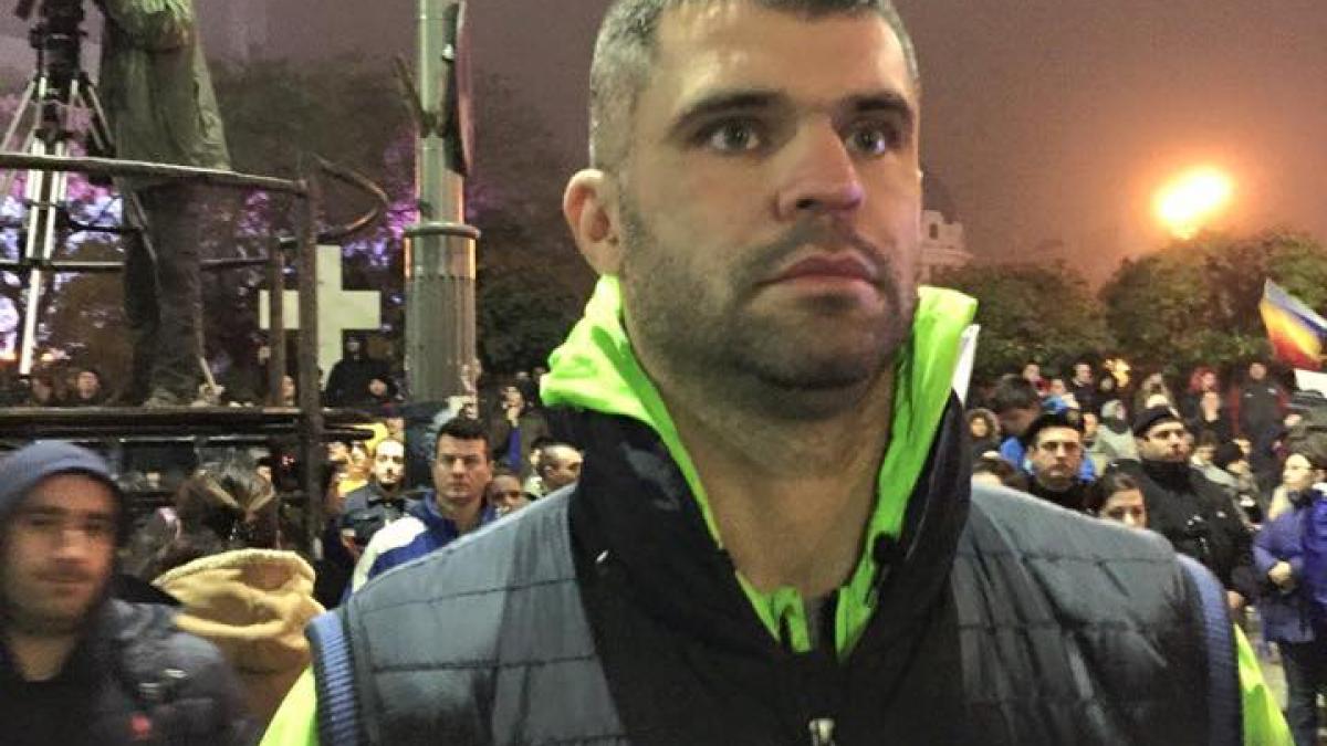 luptatorul de k1 daniel ghita reactie dura dupa vizita lui klaus iohannis in piata universitatii