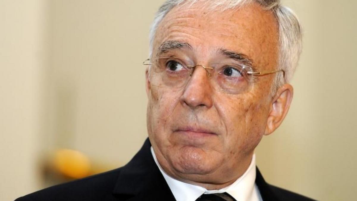 proteste demisie mugur isarescu